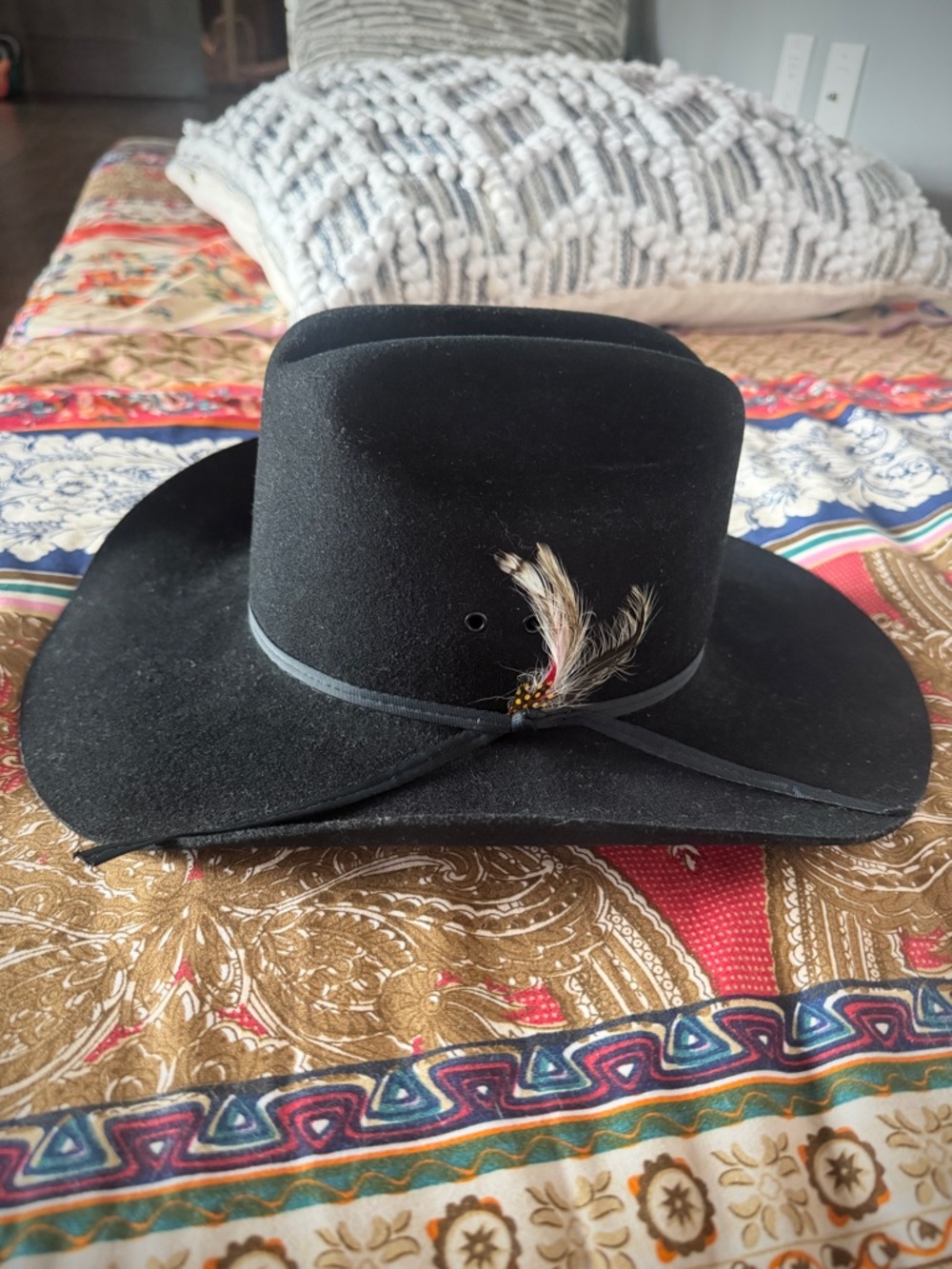 ✧ Golden Gate Hat Co. ✧ Black Wool Western Hat with Feather Trim ✧ Size M ✧
